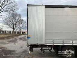 Schmitz Cargobull Curtainsider Standard Faltwandtür rechts
