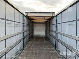 Schmitz Cargobull Curtainsider Standard Faltwandtür rechts