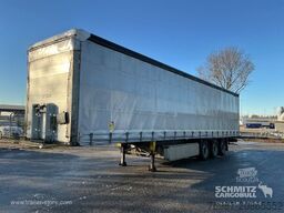 Schmitz Cargobull Curtainsider Standard Faltwandtür rechts