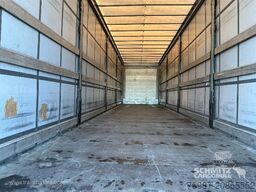 Schmitz Cargobull Curtainsider Standard Faltwandtür rechts