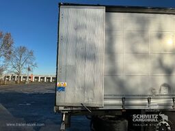 Schmitz Cargobull Curtainsider Standard Faltwandtür rechts