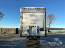 Schmitz Cargobull Curtainsider Standard Faltwandtür rechts