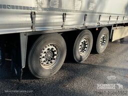Schmitz Cargobull Curtainsider Standard Faltwandtür rechts