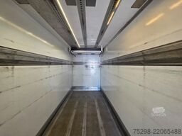 MERCEDES-BENZ Axor 1826 / Ldbw/Triple Verdampfer/ Carrier