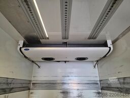 MERCEDES-BENZ Axor 1826 / Ldbw/Triple Verdampfer/ Carrier
