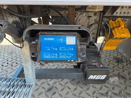 MERCEDES-BENZ Axor 1826 / Ldbw/Triple Verdampfer/ Carrier