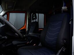 IVECO 50C18 3.0L | Bakwagen met laadklep | Climatic |