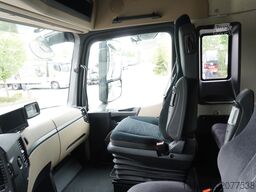 Mercedes-Benz Actros 2540 6x2 / 80 tho. km! / 5-seater
