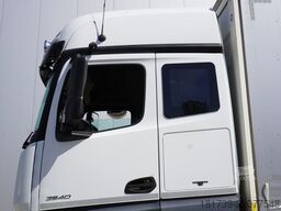 Mercedes-Benz Actros 2540 6×2 / 90 tho. km! / 18 EPAL