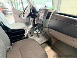 MERCEDES-BENZ Sprinter II Kasten 316 CDI*RTW*KTW*KRANKENWAGEN*