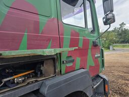 MAN MAN 26 403 F2000 Abrollkipper Meille 6X4