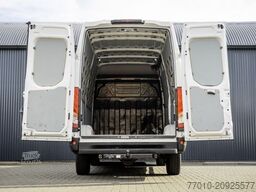 IVECO Daily **35S14V 2.3 L2H2 | Automaat | Euro 6 | Cr