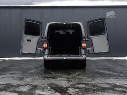VOLKSWAGEN Transporter T5 2.0 TDI L2H1 | 140PK | Schuifdeur