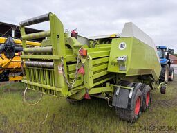 CLAAS Quadrant 2200 RC