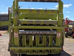 CLAAS Quadrant 2200 RC