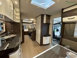 HOBBY Prestige 720 UKFe Abverkauf / 2500 kg