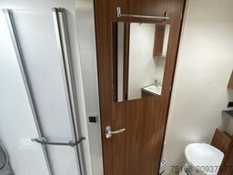 PILOTE Pacific P700C Essentiel Solar / Markise / Navi /