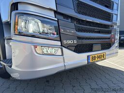 Scania 590S V8 Highline / Retarder / Leder / Vol Lucht...