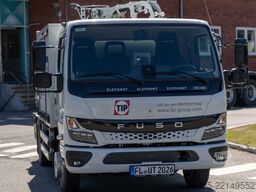Mitsubishi Fuso Canter 7C18