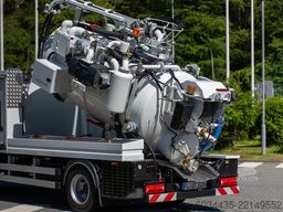 Mitsubishi Fuso Canter 7C18