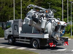 Mitsubishi Fuso Canter 7C18
