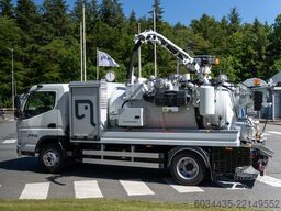 Mitsubishi Fuso Canter 7C18