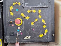 JLG 600AJ
