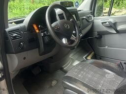 Mercedes-Benz Sprinter 519