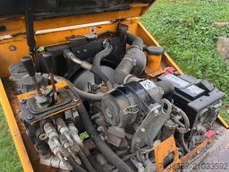 Thwaites 1T high tip