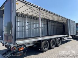 Schmitz Cargobull Curtainsider Standard Ladebordwand Getränke