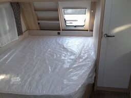 Hobby De Luxe 560 KMFe 2000kg Vorzeltaußensteckdose