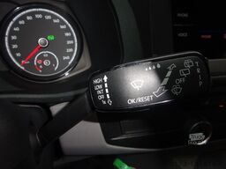 VOLKSWAGEN T6.1 Transporter 150PS DSG lang 9-Sitz AHK Navi