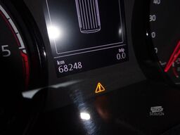 VOLKSWAGEN T6.1 Transporter 150PS DSG lang 9-Sitz AHK Navi