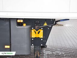 SCHMITZ CARGOBULL SKO FP 60 ThermoKing SLXi 300