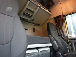 DAF XF 430 Space Cab tractor unit