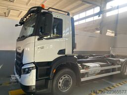 Iveco X-Way AT280X46Y/PS / 2026 / HIAB 21 t