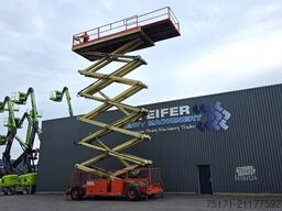 Holland Lift G-300DL30/S Diesel, 4x4x4 Drive, 33.5m Working Hei