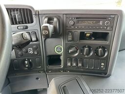 Scania P320 RETARDER - CLOSED BOX 8m25 x 2m47 x 2m30 -...