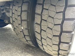 Volvo FL 240 EEV PLATEAU + KRAAN PK 9002-EH C (4x) + ...