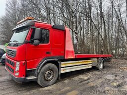 Volvo FM330 recovery truck.