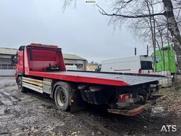 Volvo FM330 recovery truck.