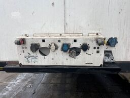 KRONE Koffer m. Isolierwänden u. LBW SDR 27