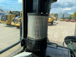 Komatsu D61PXi-24