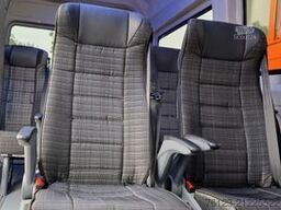 MAN MAN TGE 9 Sitzer Airlineboden Handicap Crafter