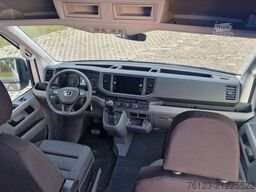 MAN MAN TGE 9 Sitzer Airlineboden Handicap Crafter