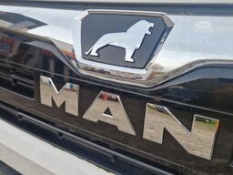 MAN MAN TGE 9 Sitzer Airlineboden Handicap Crafter