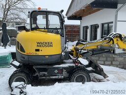 Wacker Neuson 6503 with 3 excavator buckets