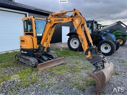 Hyundai Robex 30Z Mini excavator - 2 buckets - 230 Hours!