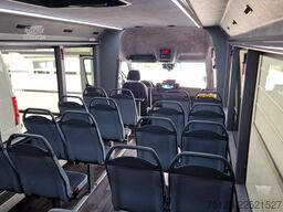 MERCEDES-BENZ 30 Sitzer Schul- Transferbus 519 Vorlauffahrzeug