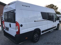 Sunlight Camper Van Cliff640
